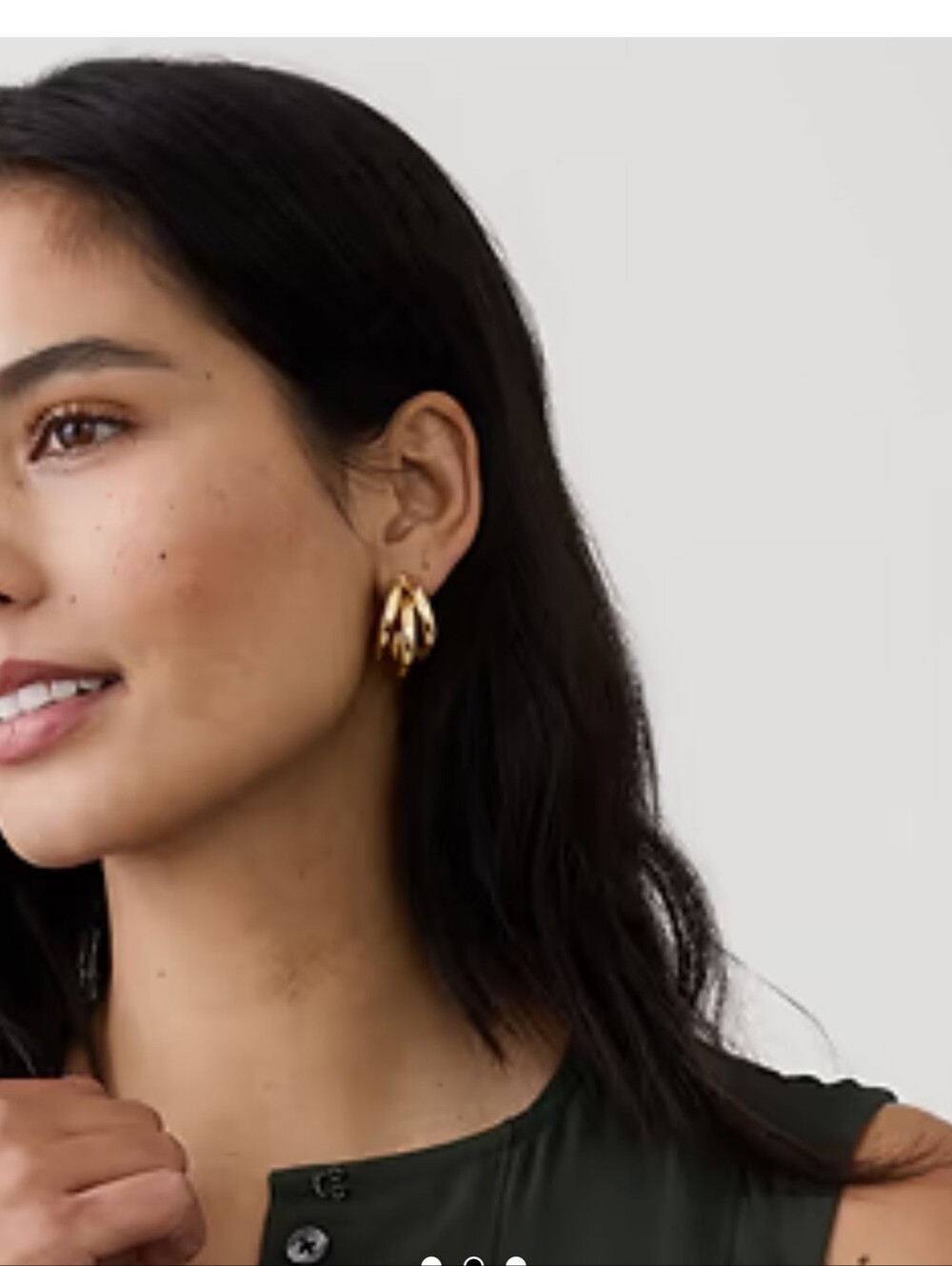 NWOT Banana Republic Triple Hoop Earrings Gold